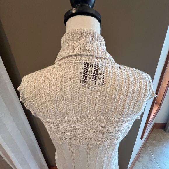 Pink Rose Cream Knit Open Cardigan, Lightweight, Short Sleeve, Size Large - Picture 3 of 8